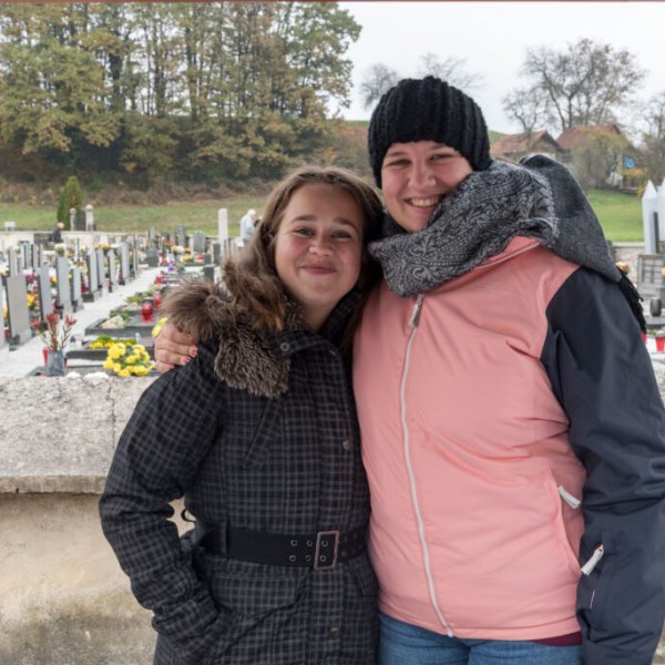 Prvič v vseslovenski akciji Manj svečk za manj grobov sodeloval tudi Kliše, fotografija 4
