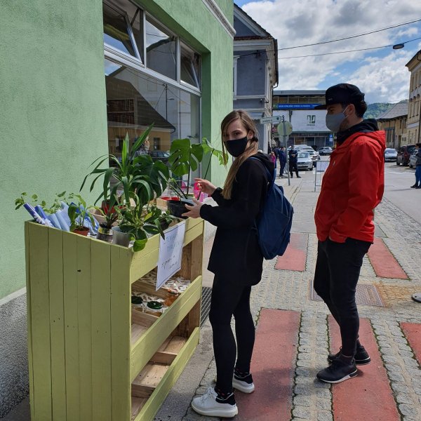 Izmenjevalnica potaknjencev, fotografija 4
